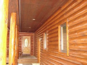 Log-Home-Staining